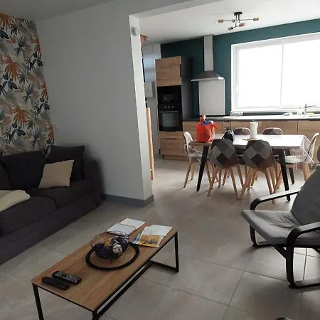 Le Petit Gite De Bourbourg Casa de Férias *